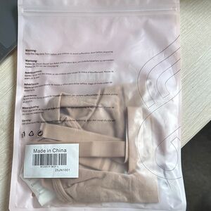 Seamless Stretch Bralette in Light Pink